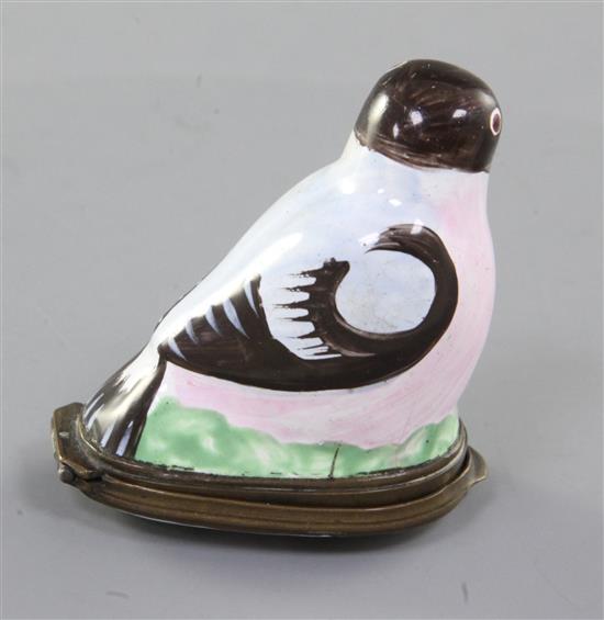 A George III Bilston enamel snuff box, modelled as a seated bird, c.1770, height 2in.